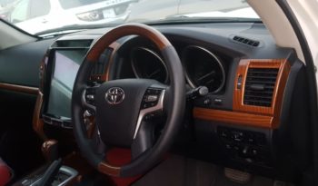 Used Toyota V8 2013 Land Cruiser full