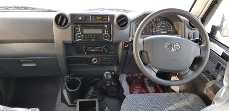 Toyota Land Cruiser 2016 Hardtop 4WD full