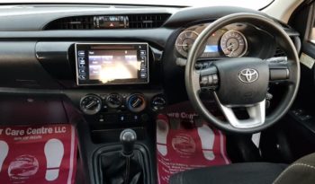 Toyota Hilux SR5 2018 Extra Cab, 4X4 full