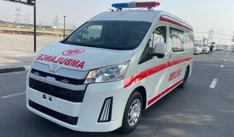 Ambulance 2021 Toyota Hiace Commuter, 2.8L Turbo Diesel Automatic full