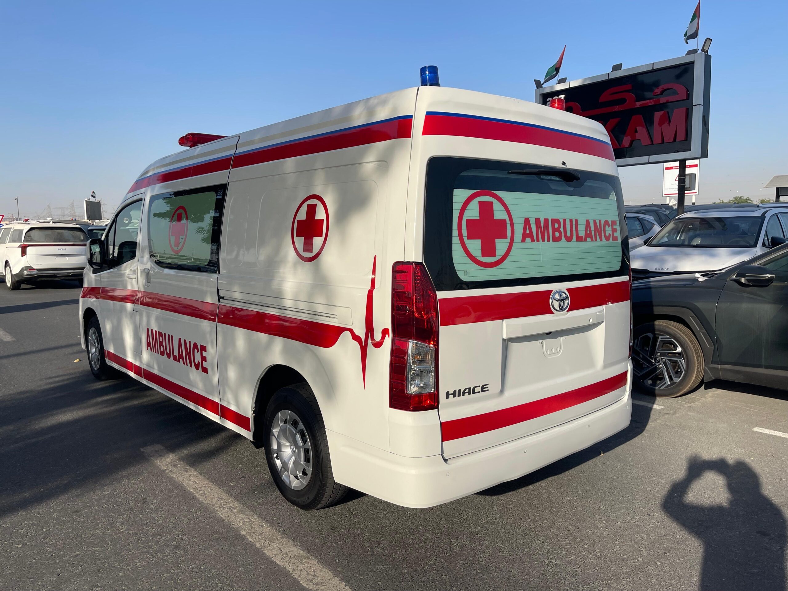 TOYOTA HIACE AMBULANCE 2021 - Image 6
