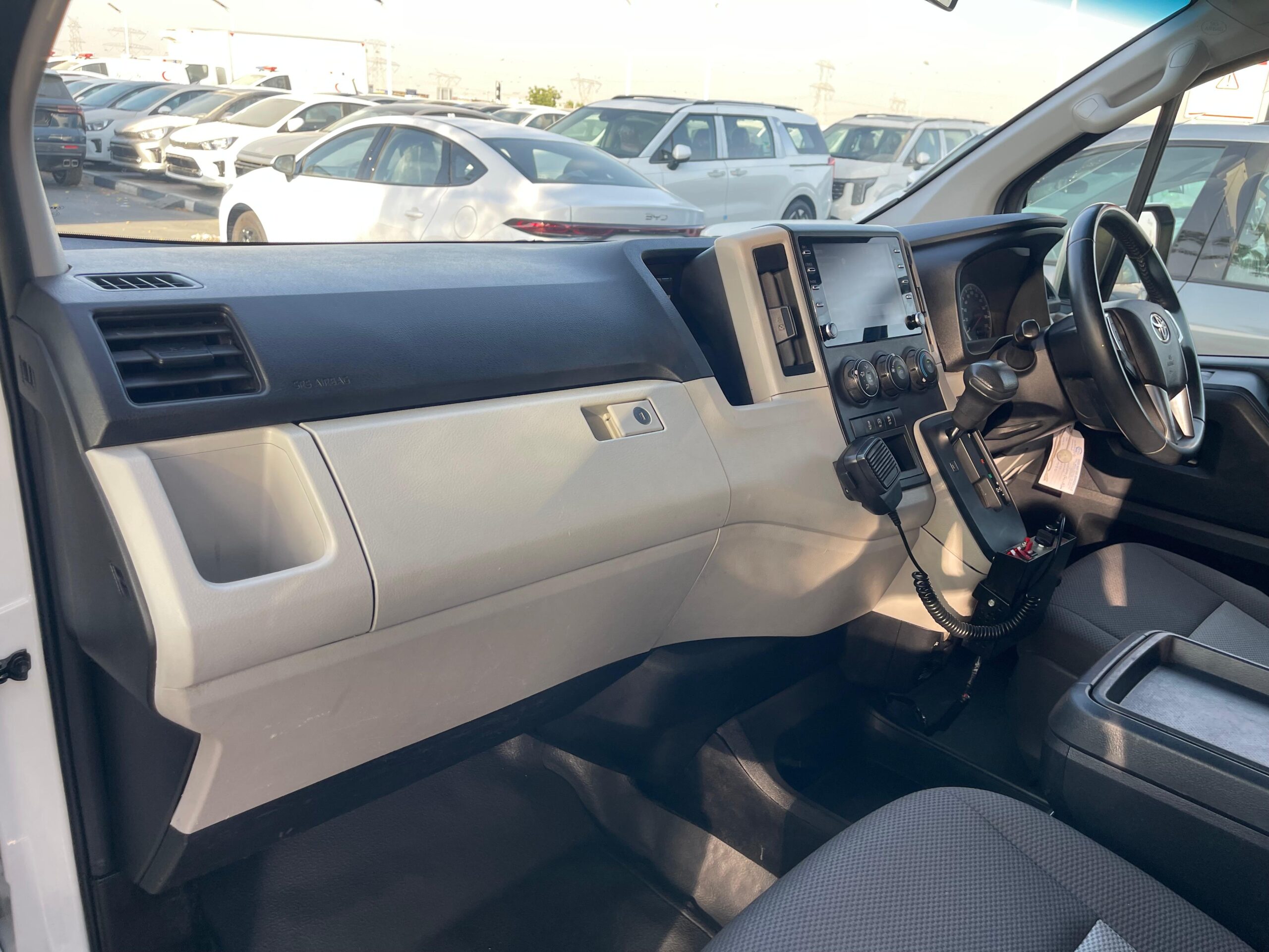 TOYOTA HIACE AMBULANCE 2021 - Image 21