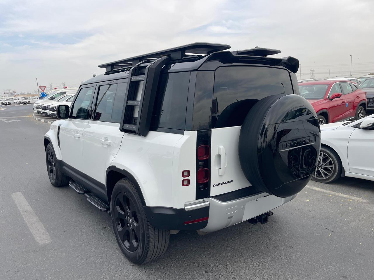 LAND ROVER DEFENDER 2024 - Image 7