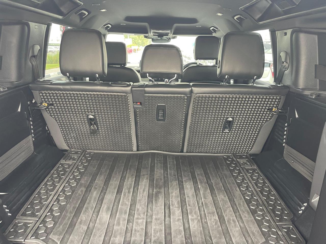 LAND ROVER DEFENDER 2024 - Image 22