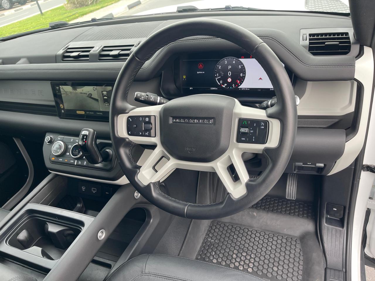 LAND ROVER DEFENDER 2024 - Image 27