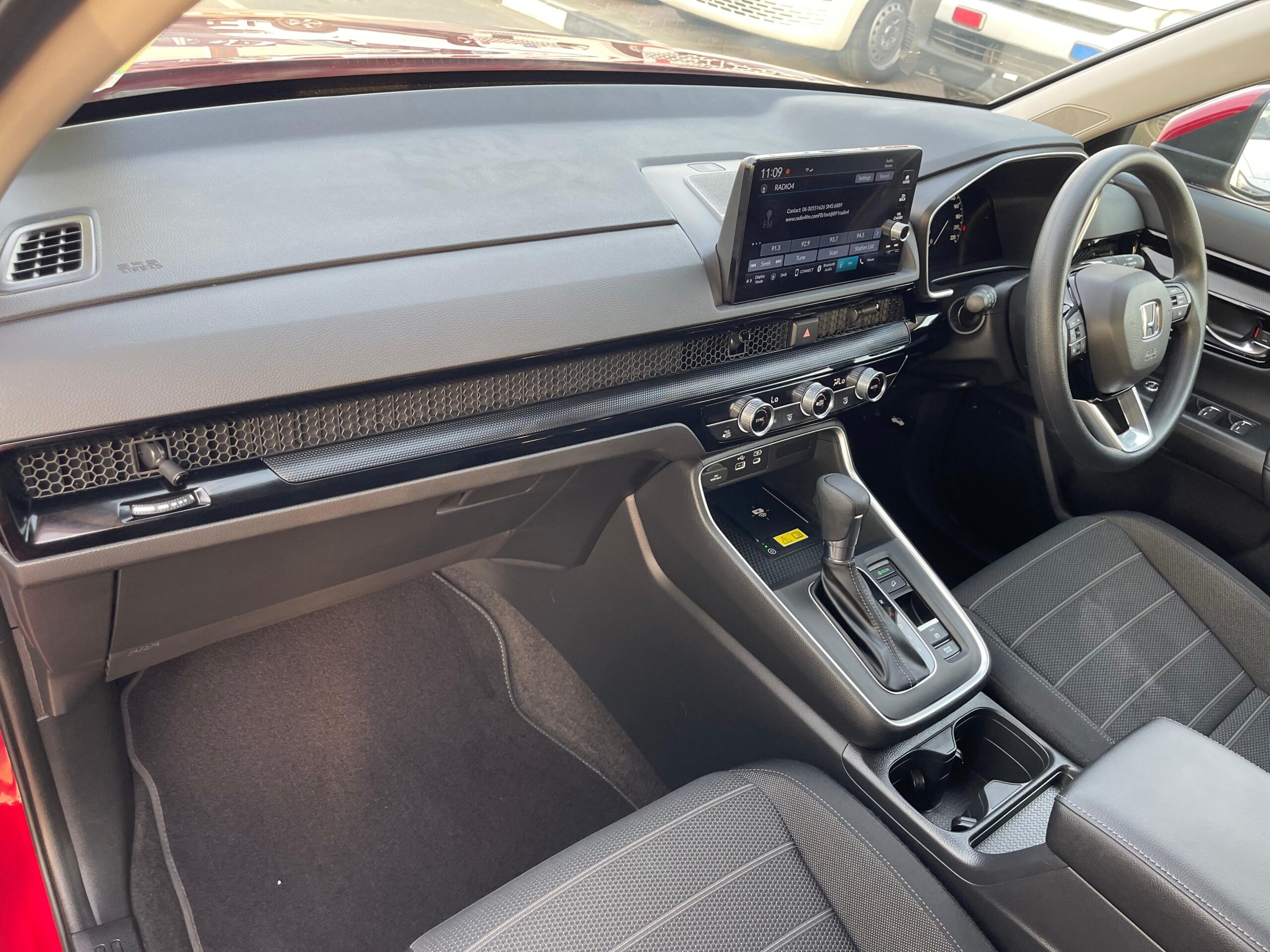 HONDA CRV V-TEC TURBO 2024 - Image 27