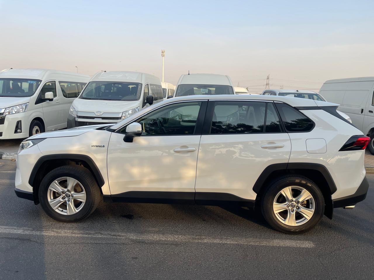 TOYOTA RAV 4 HYBRID 2020 - Image 8