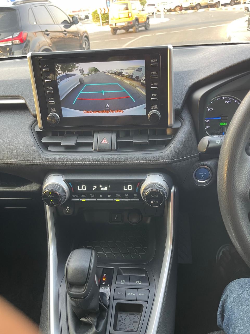 TOYOTA RAV 4 HYBRID 2020 - Image 12