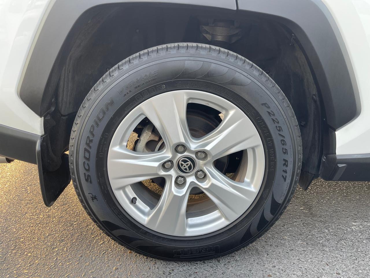 TOYOTA RAV 4 HYBRID 2020 - Image 11