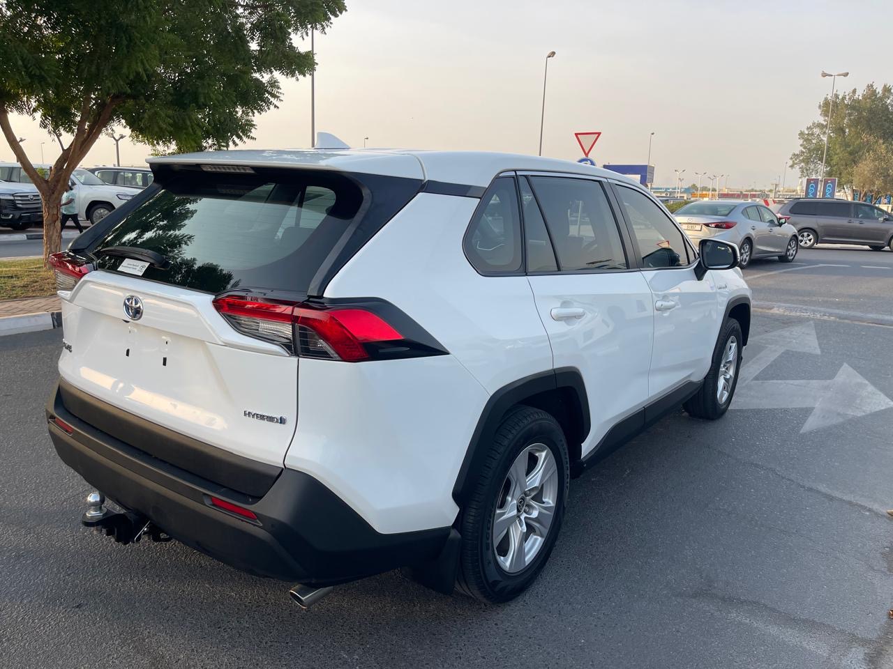 TOYOTA RAV 4 HYBRID 2020 - Image 5