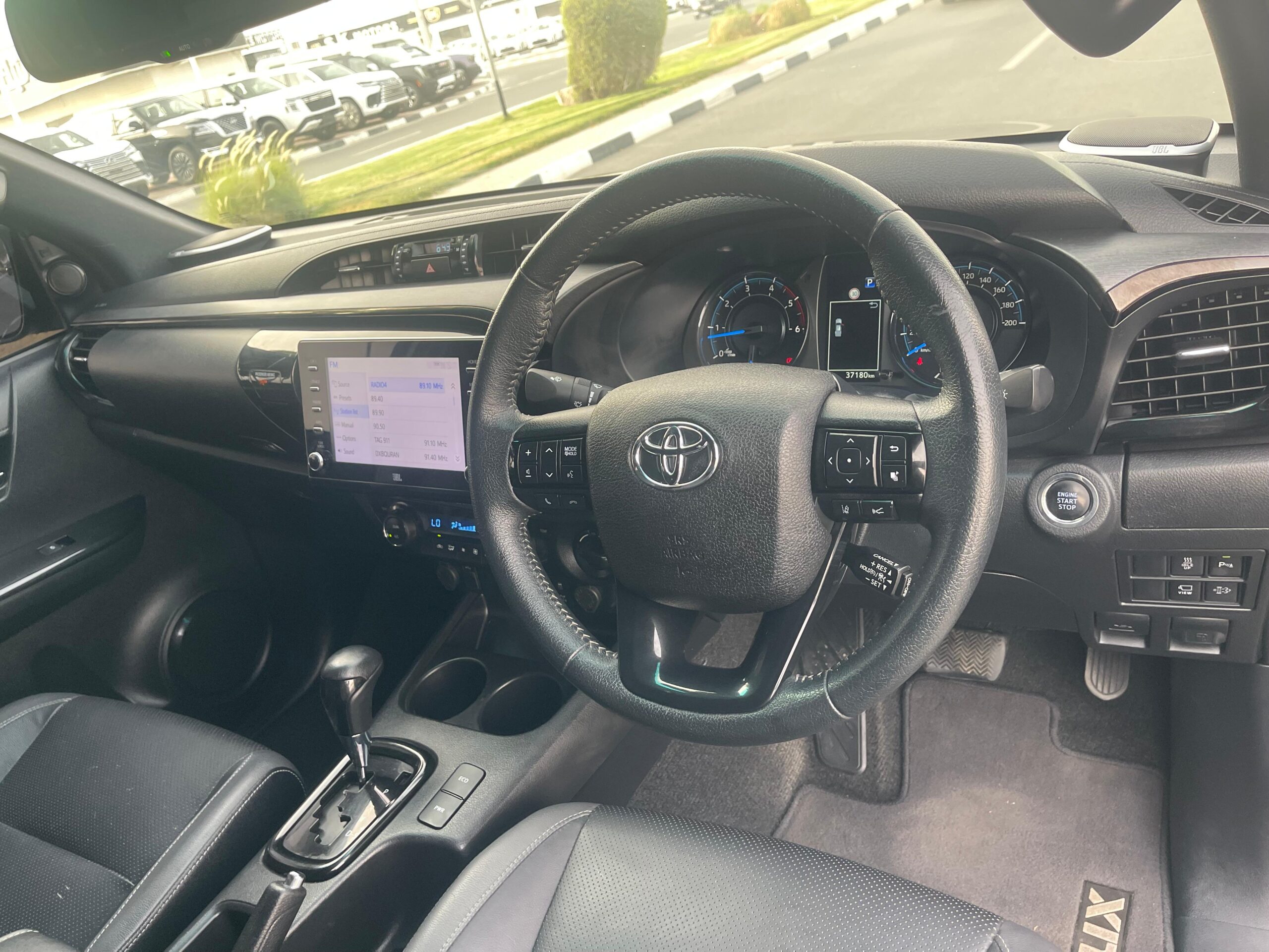 TOYOTA HILUX PICK UP DOUBLE CABIN 2021/12 - Image 15