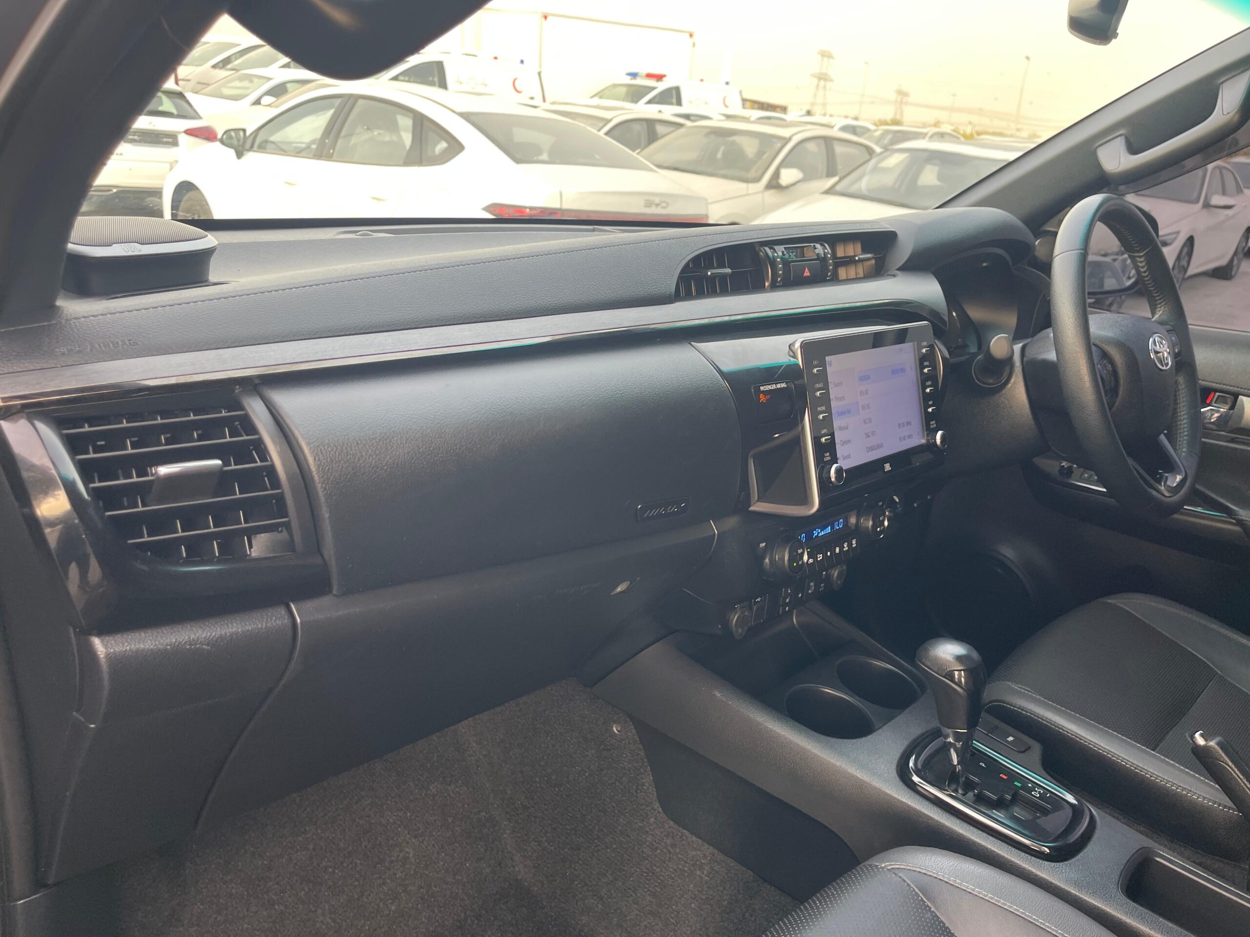 TOYOTA HILUX PICK UP DOUBLE CABIN 2021/12 - Image 28