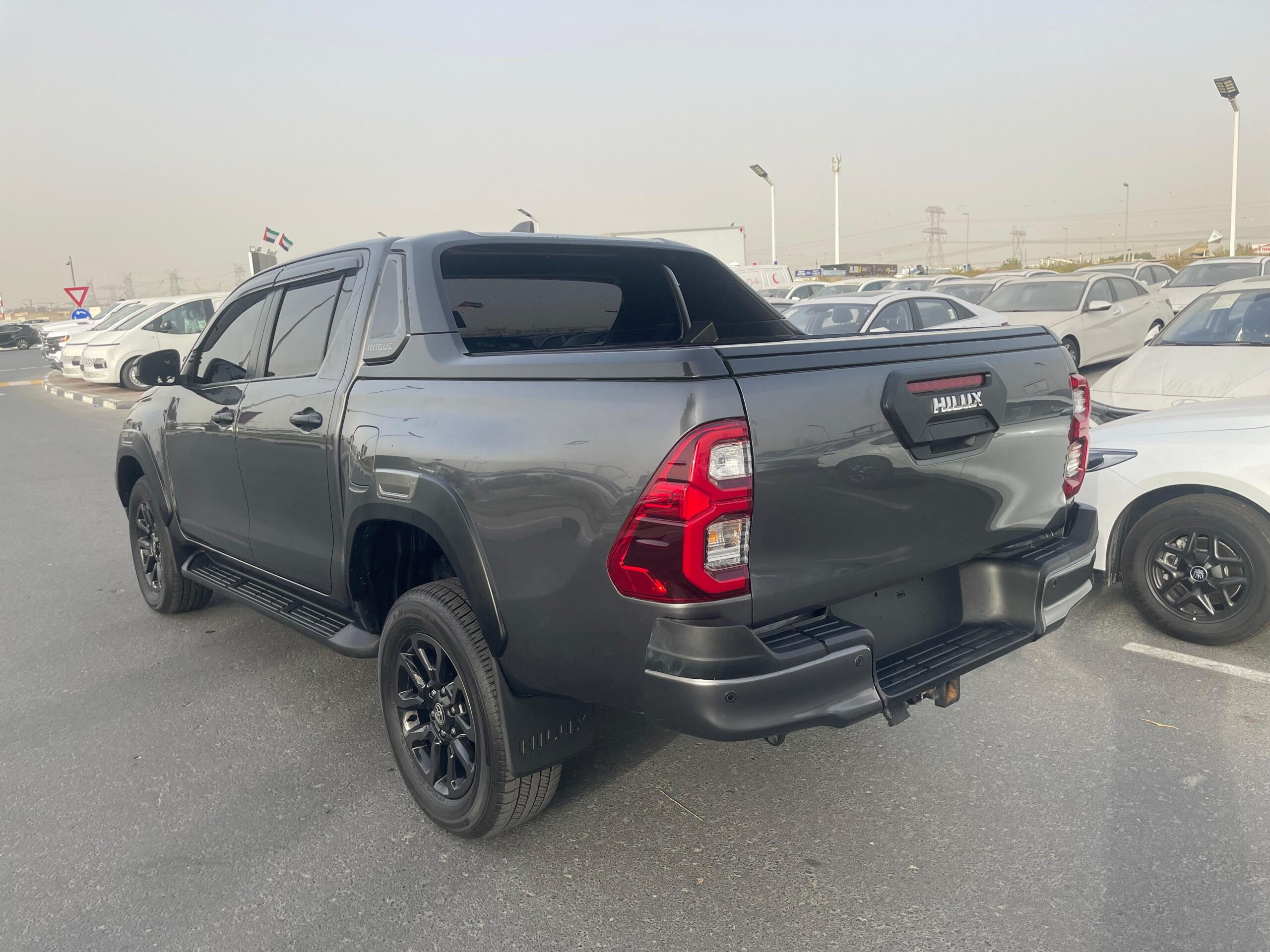 TOYOTA HILUX PICK UP DOUBLE CABIN 2021/12 - Image 8